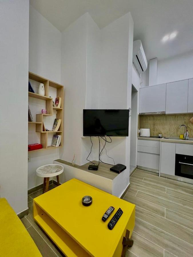 ティラナGersi'S Daily Apartamentアパートメント エクステリア 写真