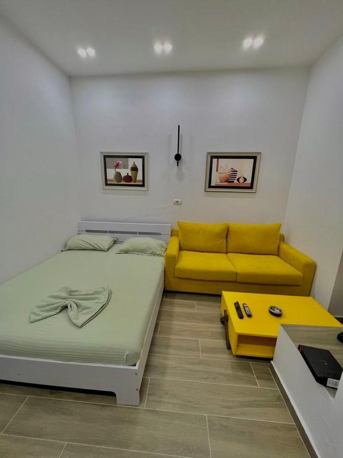 ティラナGersi'S Daily Apartamentアパートメント エクステリア 写真